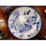 Large oriental blue and white dish - D46.5cm