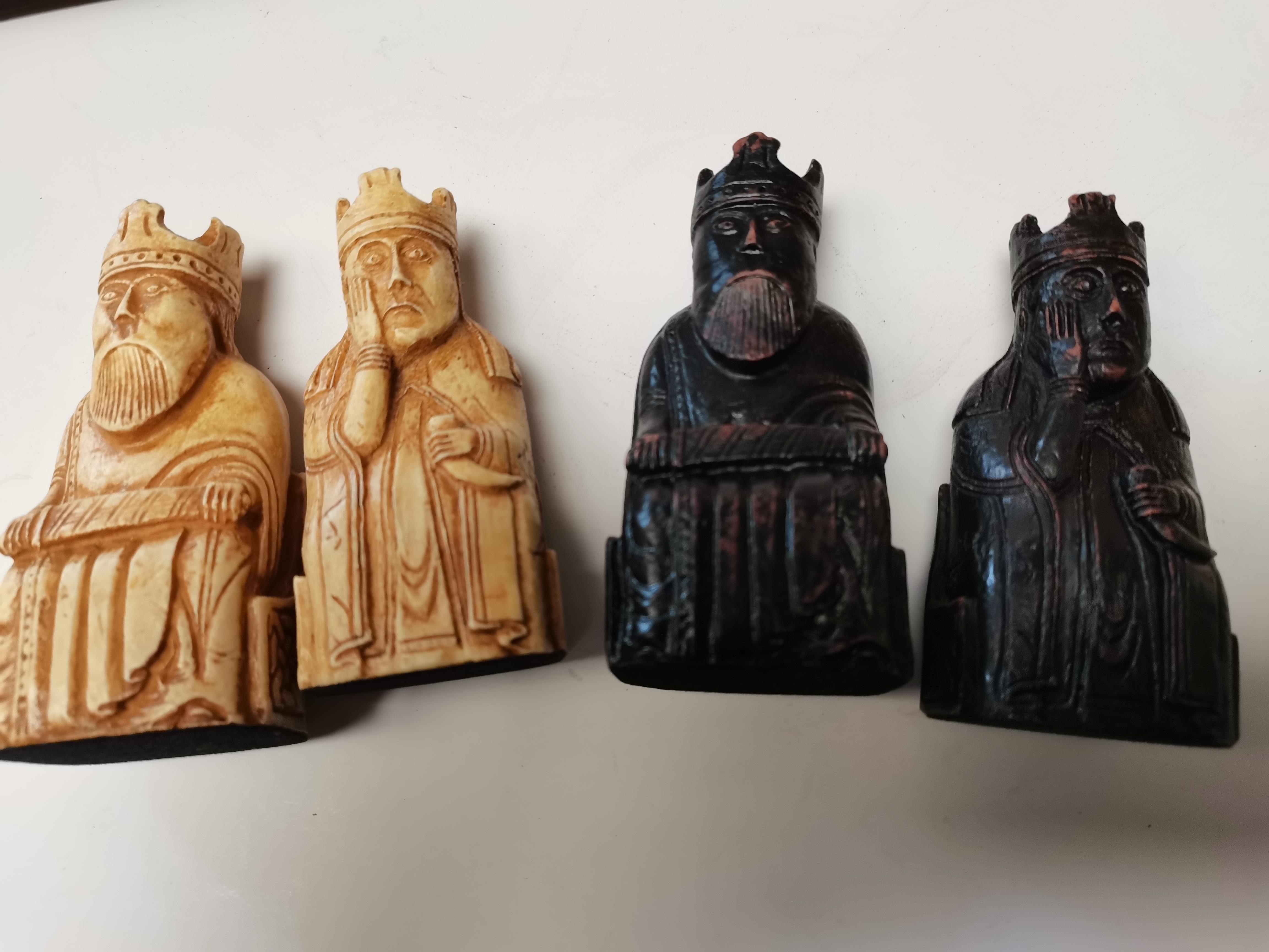 Studio Anne Carlton Chess set - Reproductions of Isle of Lewis Chessmen - Image 5 of 6