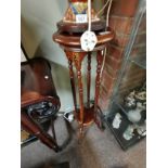 Mahogany plant stand with twisted spindle legs