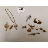 Various items of jewellery including 15ct Gold Brooch & Necklace, 9ct gold cuff link, locket and bro