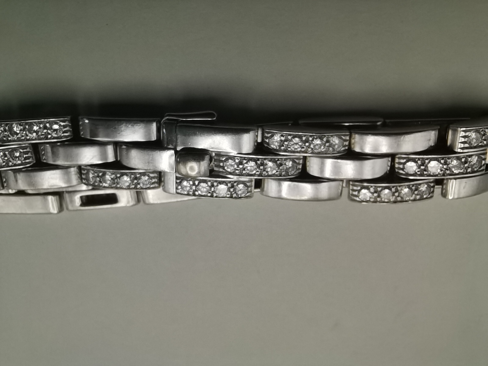 Cartier Maillon Panthere 3 Row Diamond Bracelet in 18 carat White Gold - Image 7 of 9