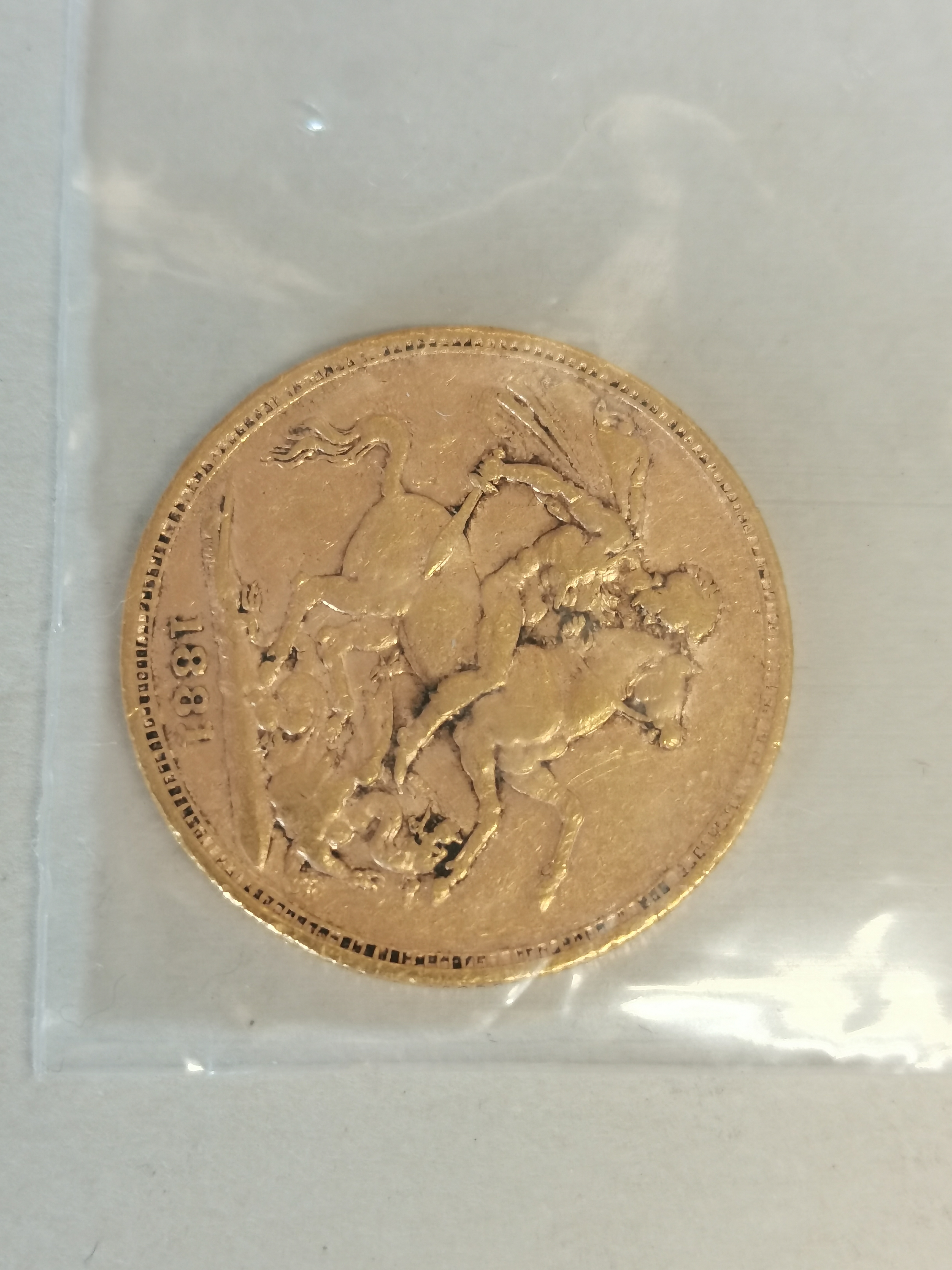 Gold Sovereign 1881 8grams - Image 2 of 2