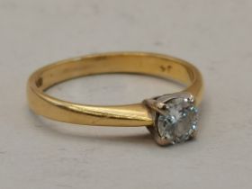 A diamond solitaire ring on 18k gold2 g size L