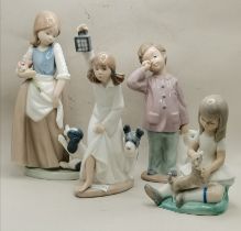 x4 NAO figurines