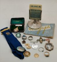 9ct gold ring and cufflink 7g plus various medals