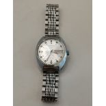 A gent's Sekonda steel bracelet wristwatch