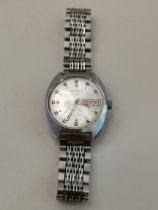 A gent's Sekonda steel bracelet wristwatch