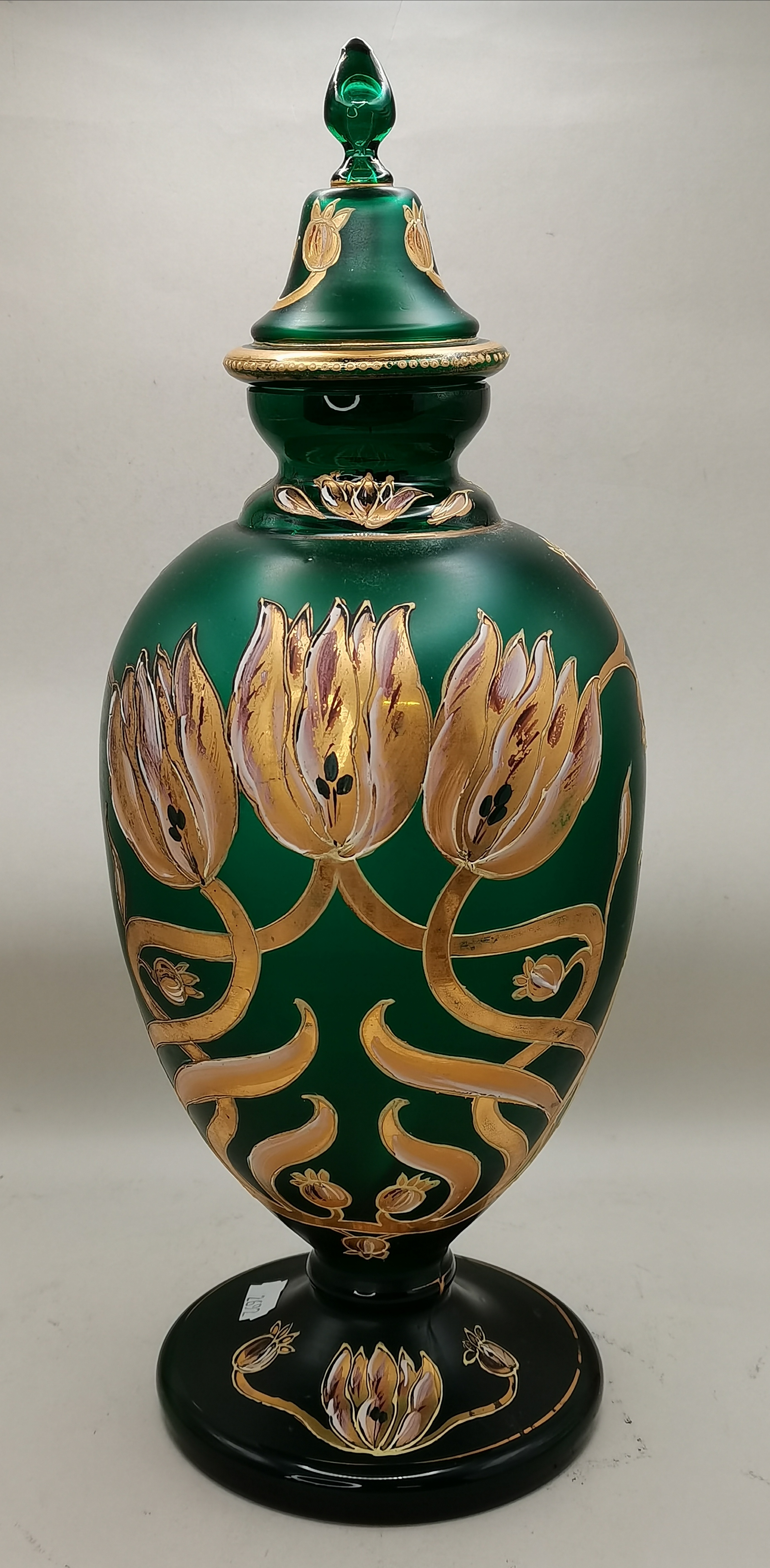 Victorian green glass vase with Lid