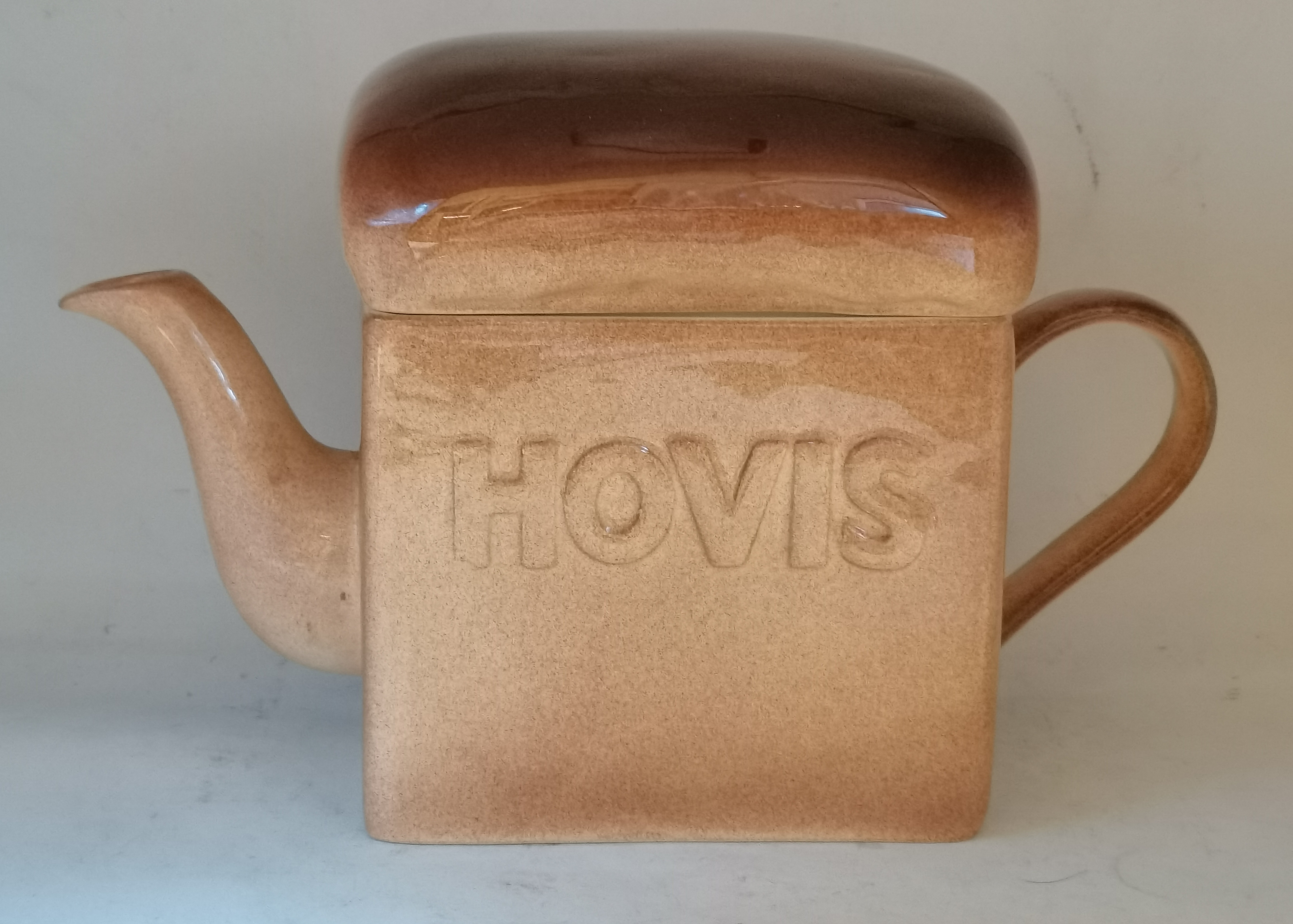 Collection of Carltonware Hovis items etc