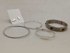 Collection of 5 pieces of jewellery including sterling silver and stainless steel.