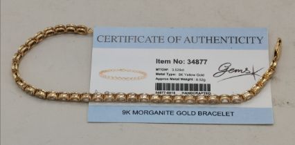 A 9 carat gold morganite bracelet