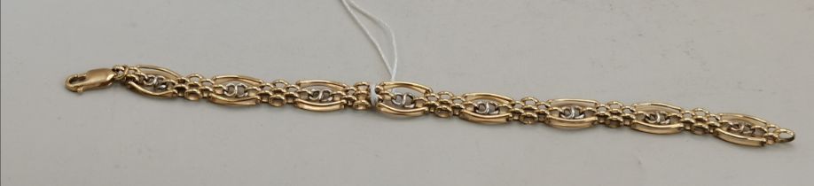 9 carat gold bracelet 20cm length 9g