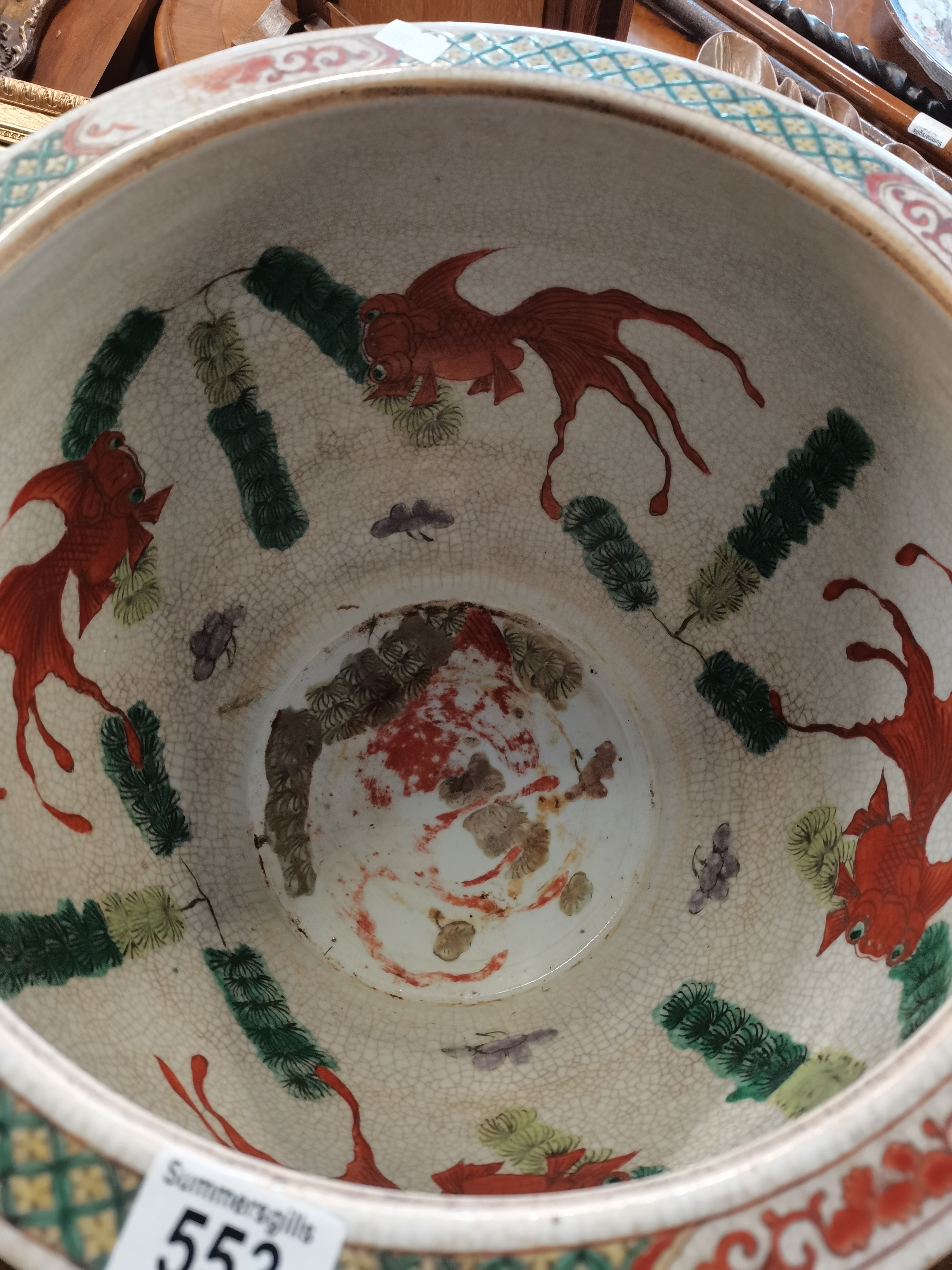 A Chinese large porcelain famille vert jardinière / fish bowl - Image 2 of 15