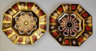 A pair of Crown Derby Octagonal plates ( 1 d/d )