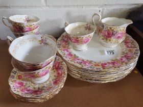 Royal Albert Part Tea Service 'Serena' pattern