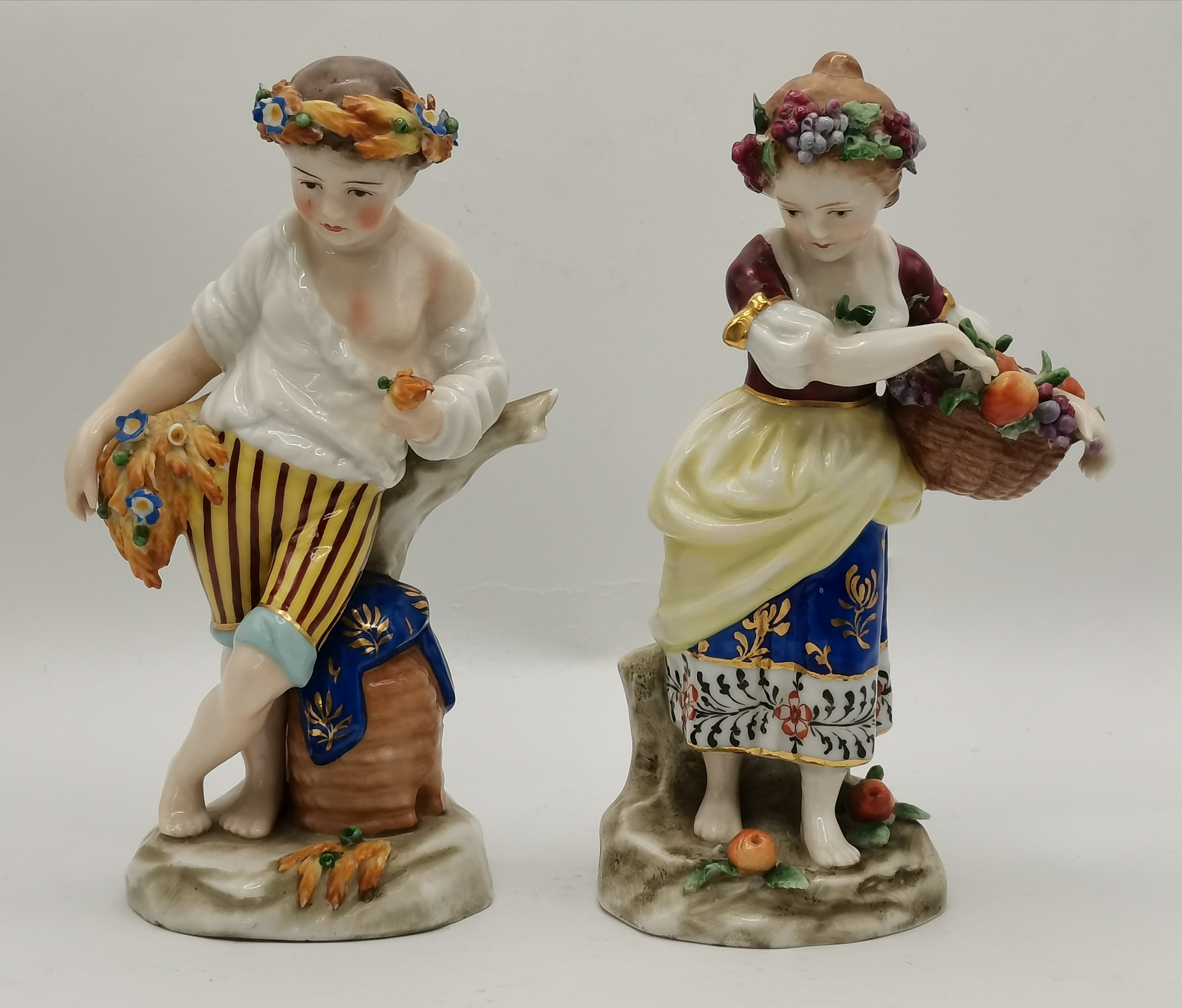 2 x sets of continental porcelain figures - Image 3 of 4