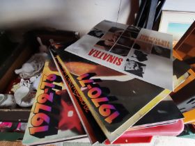 Box of 12" LP records incl Doris Day, Top of the Pops etc