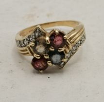 9ct Yellow Gold and Sapphire ring