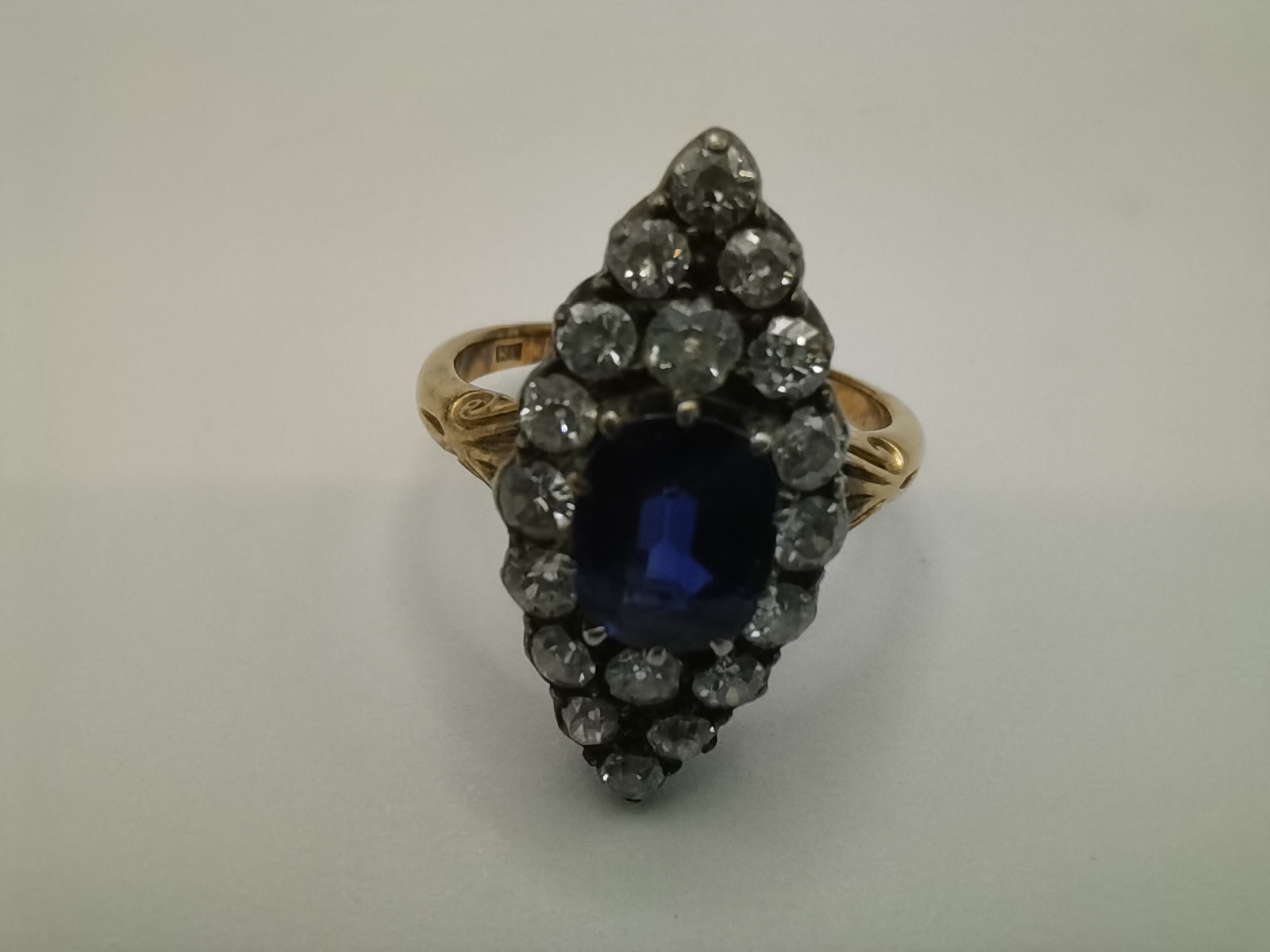 Victorian Navette shaped Sapphire and Diamond cluster ring - Image 3 of 3