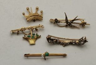 x5 vintage brooches