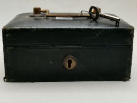Vintage Grained Oak and Leather Gold and Silver Bullion cash box with Key.