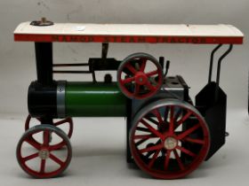 A Mamod TE1A model traction engine