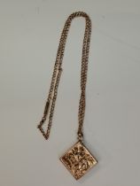 A 9ct gold locket on chain 9g