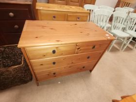 3ht Pine set of drawers