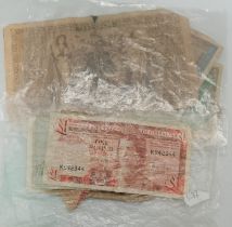 A collection of vintage bank notes inc: 1000 REICH