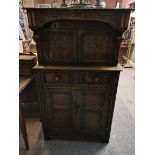 A Titchmarsh and Goodwin style small oak court cupboard, 20th Century