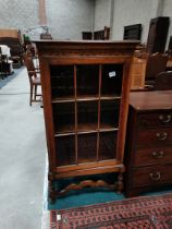Early 20th Century Oak bookcase display cabinet