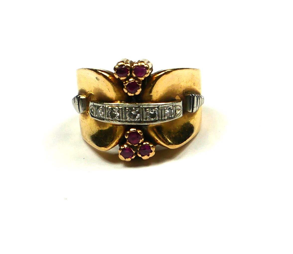 A VINTAGE 14CT GOLD, RUBY AND DIAMOND COCKTAIL RING The single row of round cut diamonds with two - Image 2 of 2
