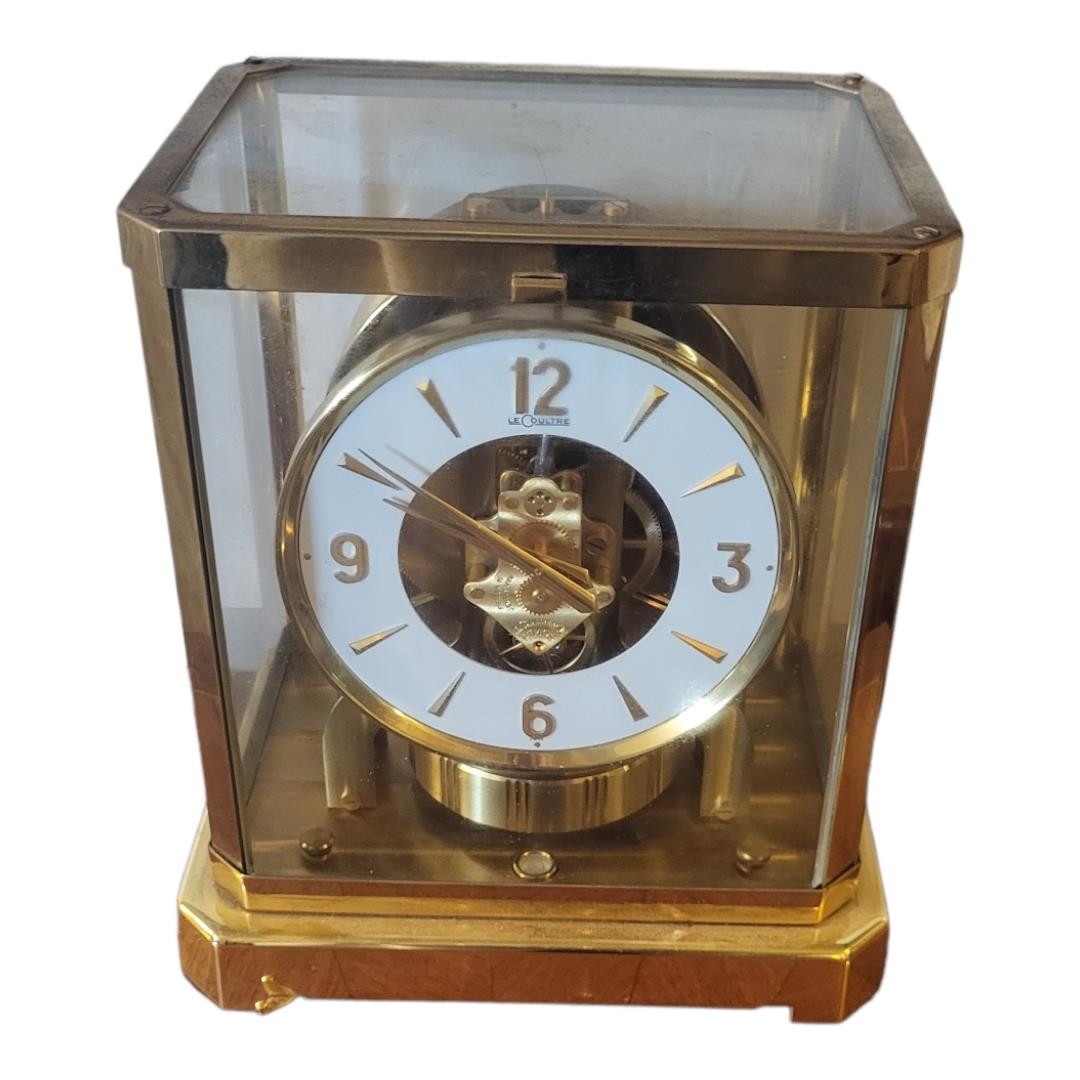 JAEGER LECOULTRE, A GILT BRASS AND GLASS ATMOS CLOCK Model 528-8, marked ‘89199’ to base. (h 24cm) - Image 2 of 2