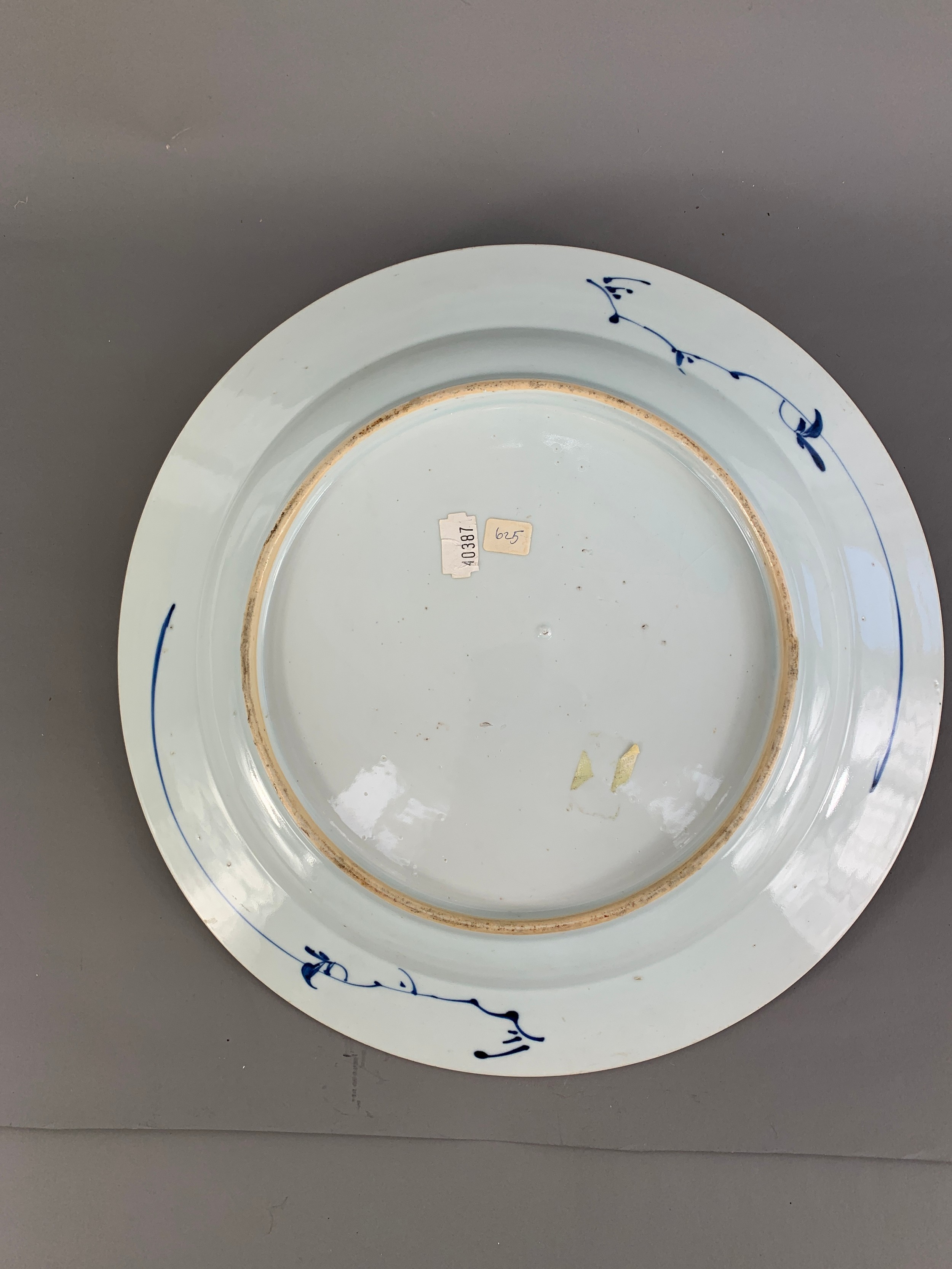 A blue and white Saucer Dish, and a blue and white Plate, Kangxi The largest D:36cm the dish with - Image 5 of 6