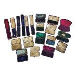 A COLLECTION OF TWENTY LATE 19TH/EARLY 20TH CENTURY VELVET LINED JEWELLERY BOXES Various forms, to