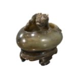 A 19TH/20TH CENTURY CHINESE SOAPSTONE BRUSH WASHER HAVING MYSTICAL BEAST TO TOP. (h 6.2cm x w 6.