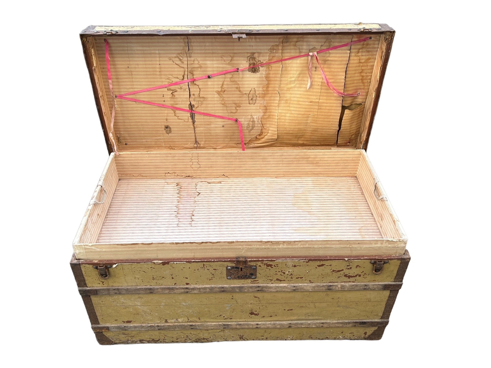 LOUIS VUITTON, A LARGE EARLY 20TH CENTURY WOODEN STEAMER TRUNK, CIRCA 1910 Interior bearing label to - Image 5 of 8