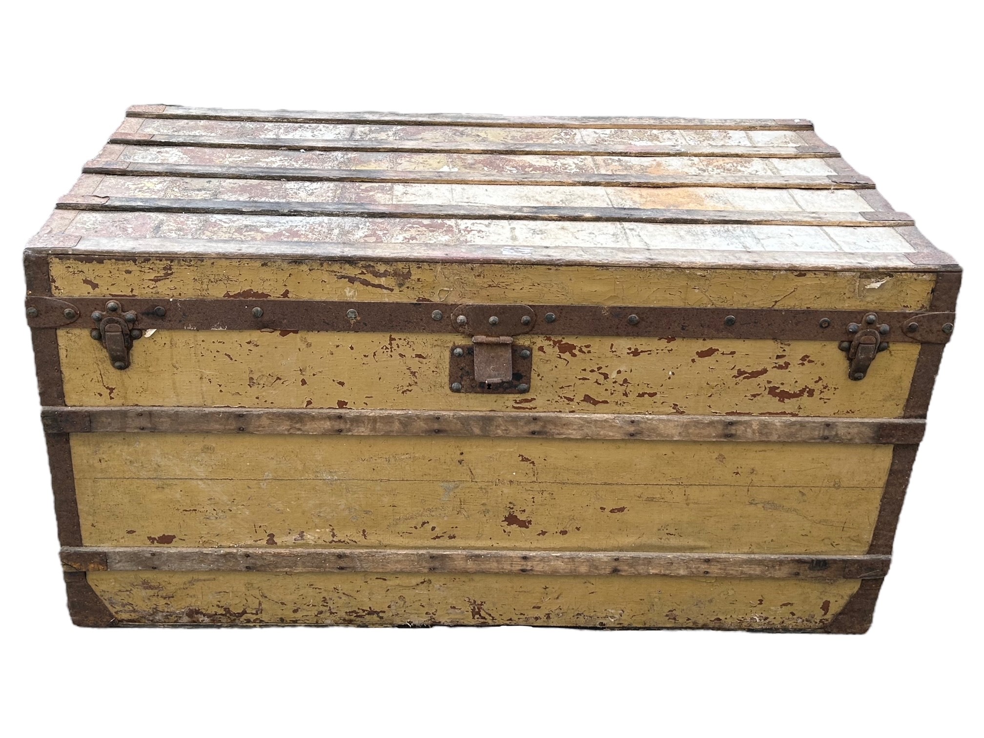 LOUIS VUITTON, A LARGE EARLY 20TH CENTURY WOODEN STEAMER TRUNK, CIRCA 1910 Interior bearing label to - Image 3 of 8