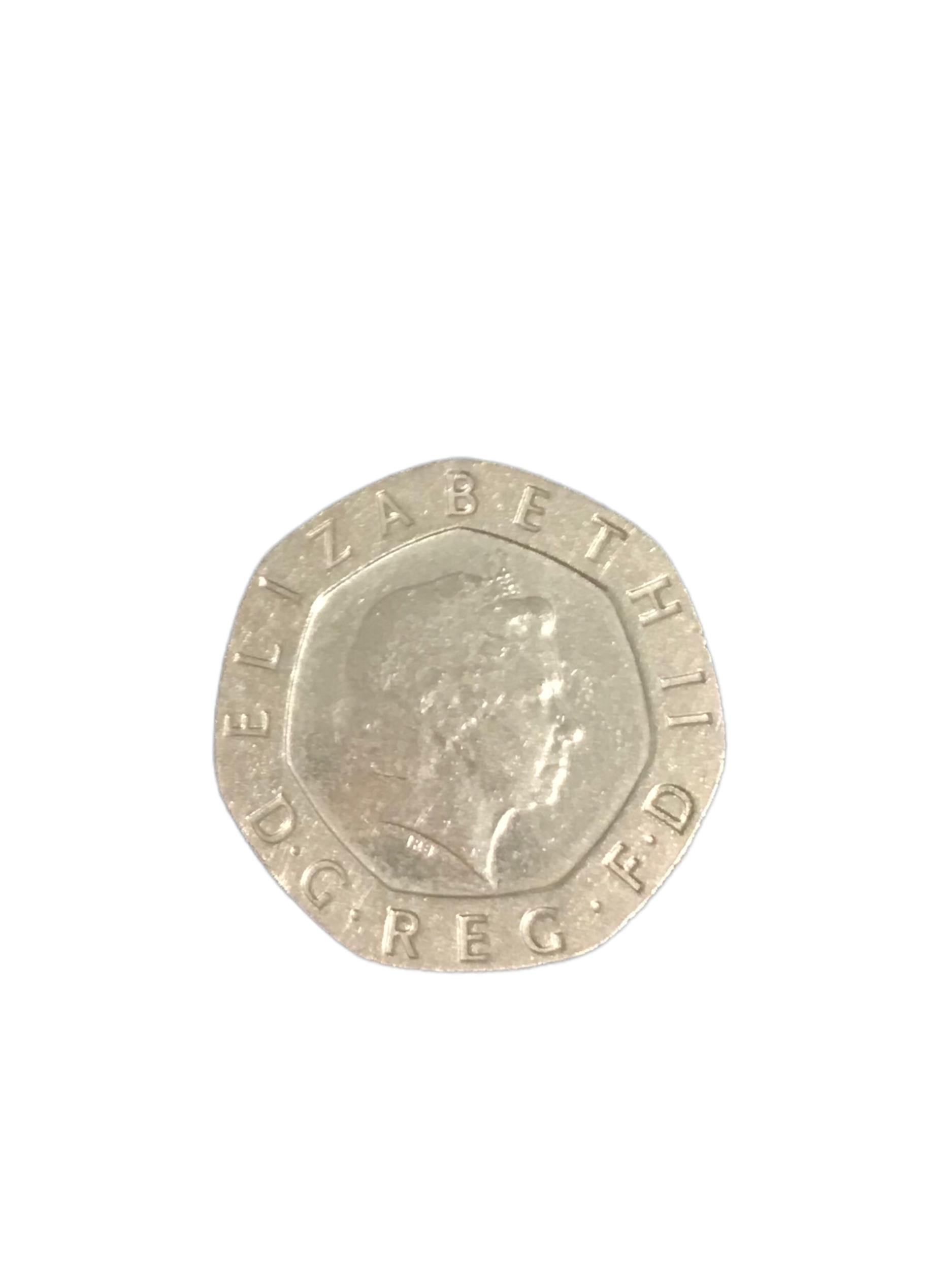 A SCARCE MINT ERROR ELIZABETH II 2008 UNDATED 20 PENCE COIN. N.B. up to 250,000 coins of the 136 - Image 2 of 2