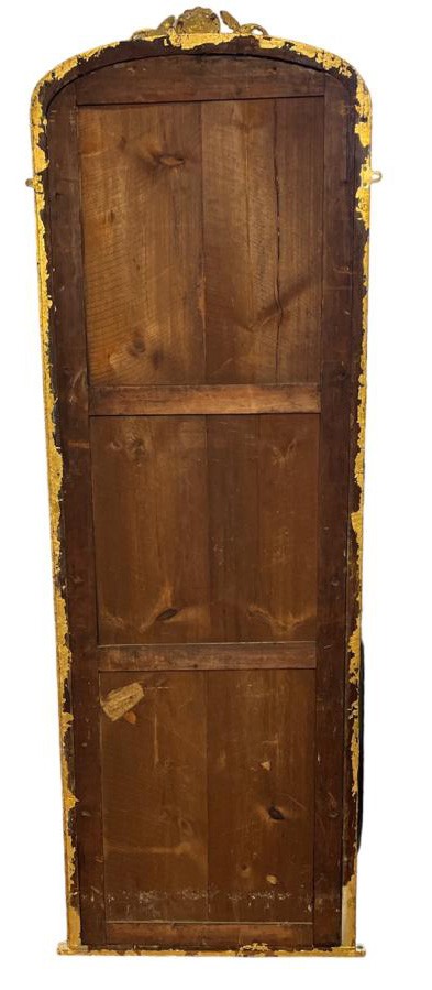 A LARGE EARLY VICTORIAN GILT FRAMED HALL MIRROR With pierced cartouche above original silvered - Image 3 of 3