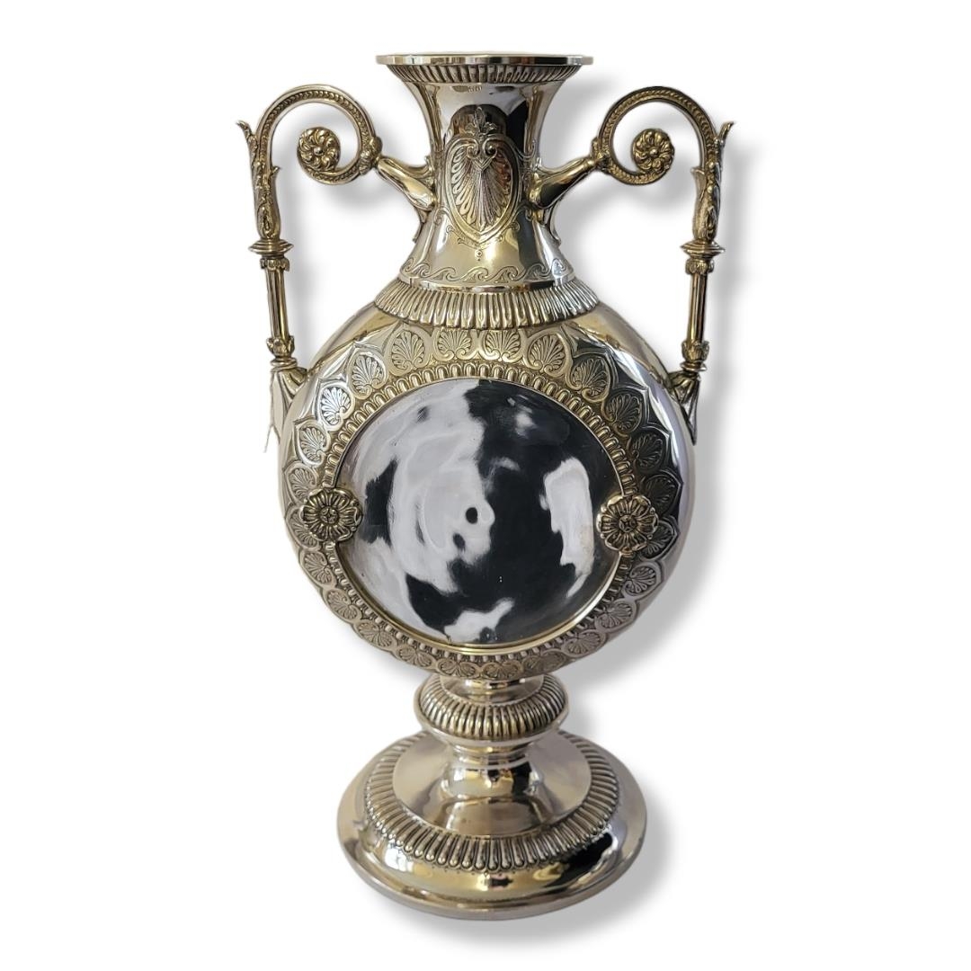 AN AESTHETIC MOVEMENT AMPHORA SHAPED TWIN HANDLED SILVER PLATED VASE/CENTREPIECE Engraved on - Image 2 of 3