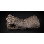 AN ANCIENT EGYPTIAN MUMMY HAND, EGYPT 1000 BC. A rare and fine mummified hand. Likely New Kingdom or