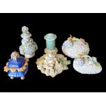 AN EARLY 19TH CENTURY STAFFORDSHIRE COALPORT ELABORATE DESIGN PORCELAIN SCENT BOTTLE AND STOPPER,