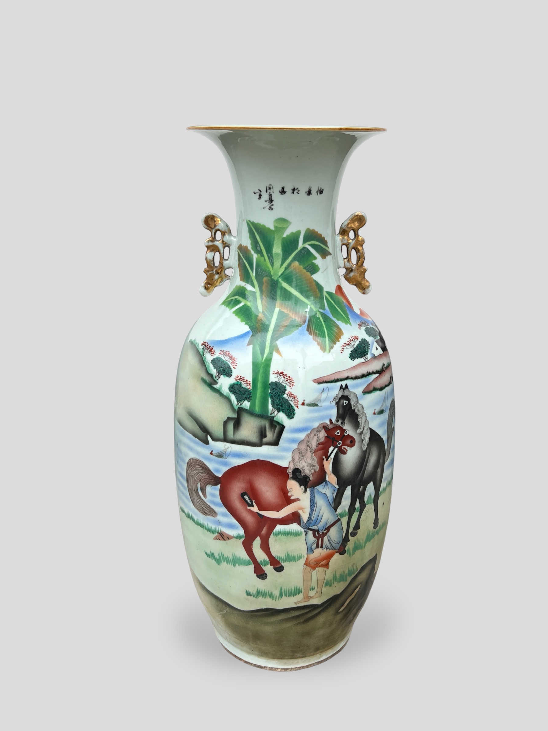 A LARGE ANTIQUE CHINESE EXPORT PORCELAIN VASE Decorated with a rural landscape view with horses, - Image 11 of 16