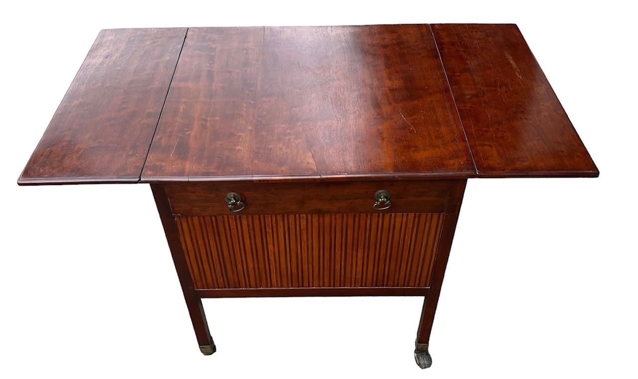 MANNER OF THOMAS CHIPPENDALE, A FREESTANDING GEORGE III PLUM MAHOGANY AND HARWOOD INLAID DROP FLAP - Image 10 of 17