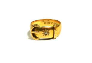 PEACH BROTHERS, AN EDWARDIAN 18CT YELLOW GOLD AND DIAMOND BUCKLE RING, HALLMARKED BIRMINGHAM, 1902