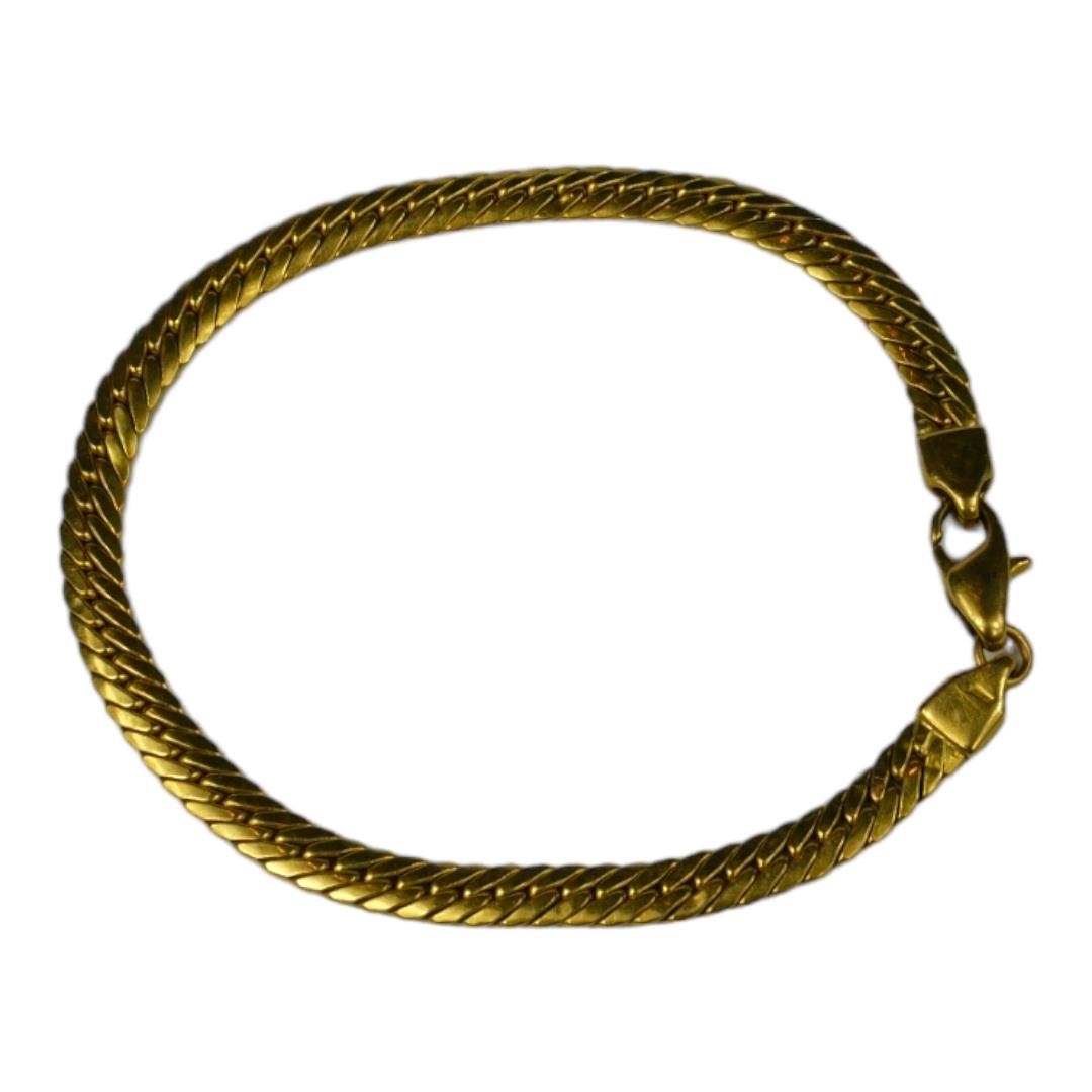 AN ITALIAN 18CT GOLD HERRINGBONE LINK BRACELET Arezzo, Italy. (length 21cm, 8g) - Image 3 of 3