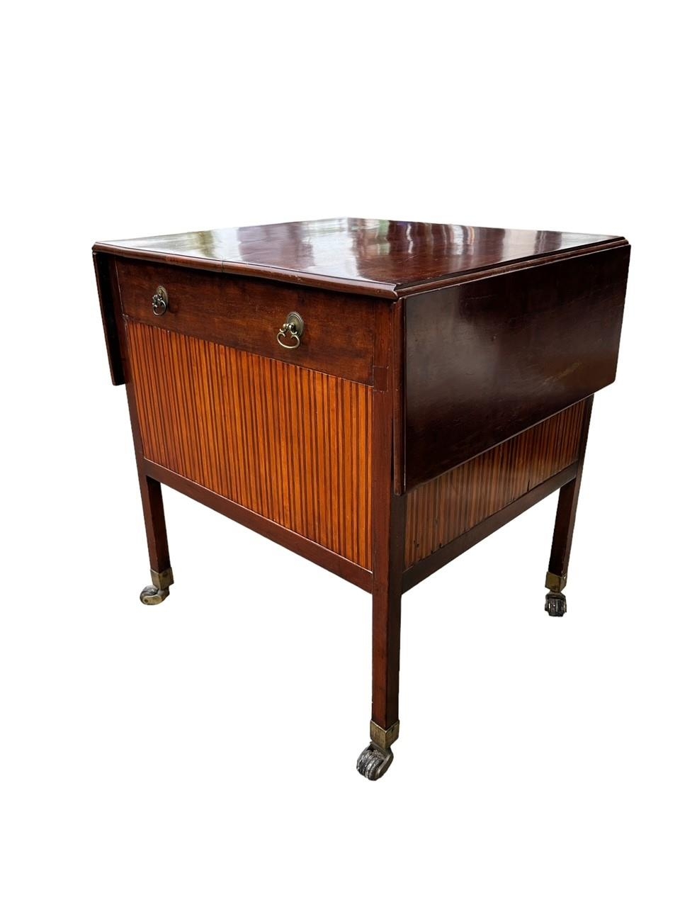 MANNER OF THOMAS CHIPPENDALE, A FREESTANDING GEORGE III PLUM MAHOGANY AND HARWOOD INLAID DROP FLAP - Image 6 of 17