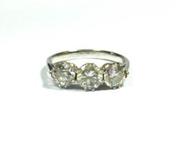 A 18CT WHITE GOLD AND THREE STONE DIAMOND RING, APPROX TOTAL CARAT WEIGHT 2.31CT Having graduated