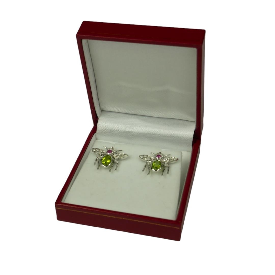 A PAIR 18CT WHITE GOLD LARGE FLY DESIGN EARRINGS, set with oval peridot, cabochon ruby and diamonds, - Image 3 of 3